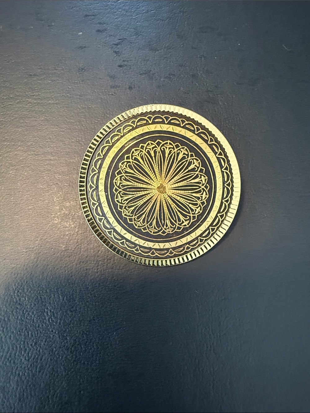 Gold Floral Filigree Circular Brooch - Elegant Women’s Jewelry